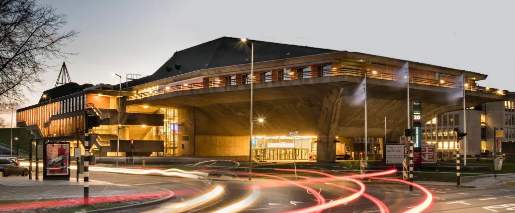 TU Delft Auditorium Exterior